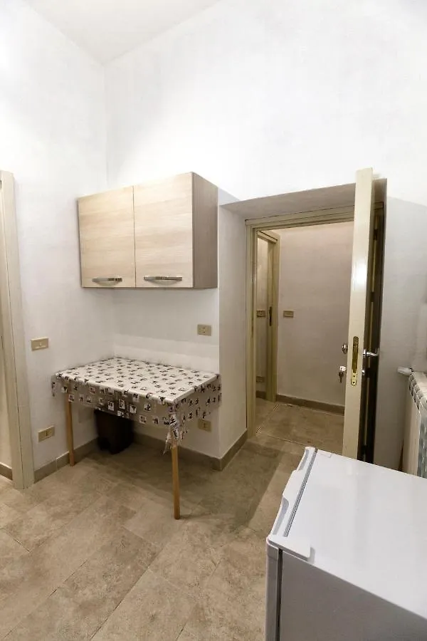 Garden House: Apartments And Rooms For Holidays 巴勒莫 2*,  意大利