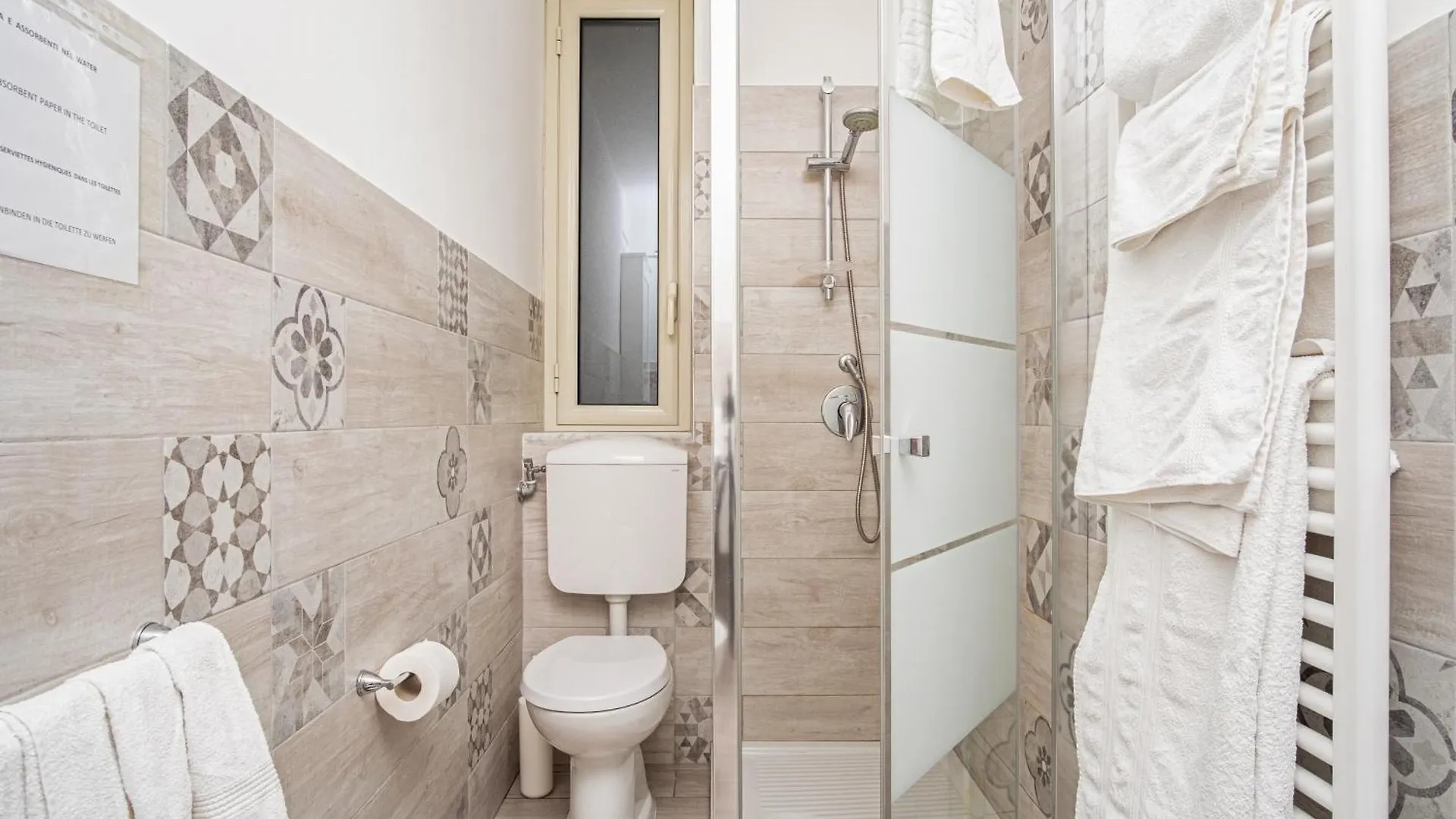 Bed & Breakfast Garden House: Apartments And Rooms For Holidays Palermo