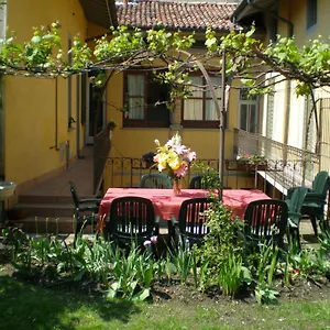 Casa Mario Lupo - And Bergame